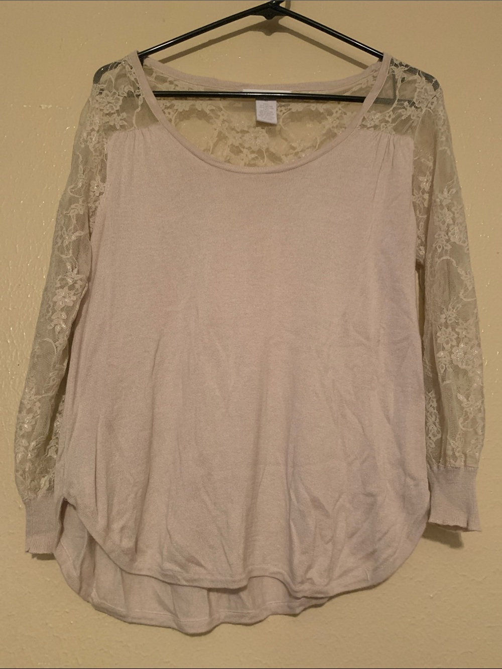 Lace-Sleeve Scoop Neck Top in Light Beige